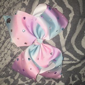 A real Jojo bow